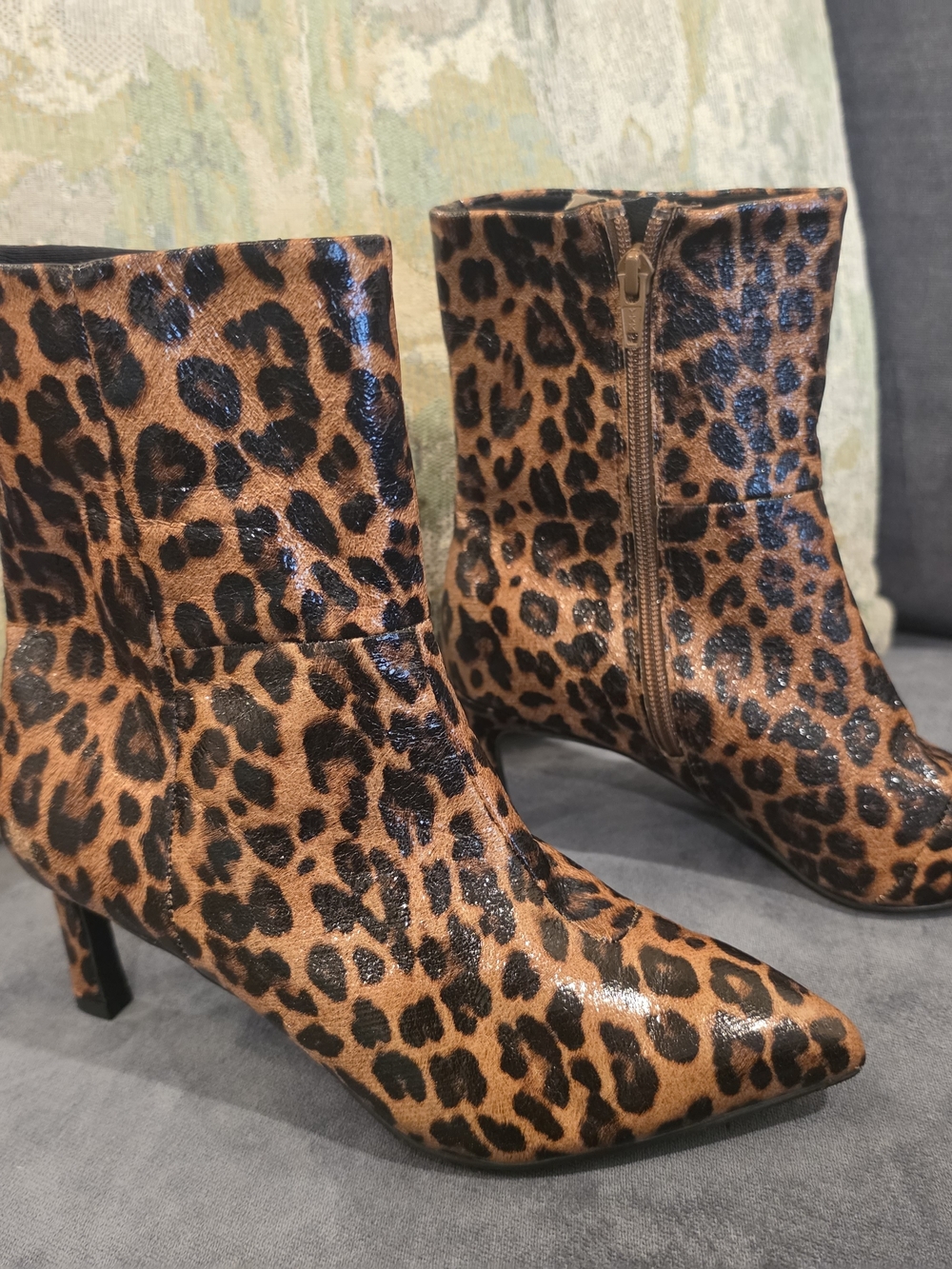Leopard Print Pointed Toe Ankle Boots - Brown